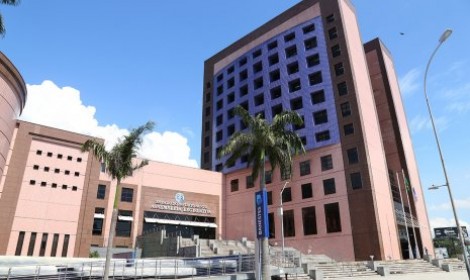 Espírito Santo pode ganhar um novo fer...<p>Projeto foi apresentado pelo deputado Coronel Weliton (PRD) e prevê decretar feriado em todo o Estado</p>