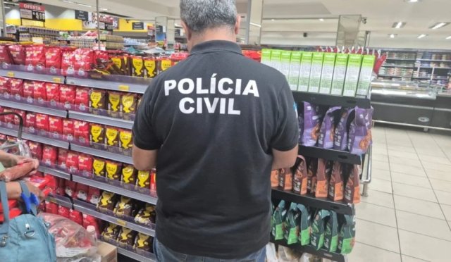 Pol�cia apreende oito toneladas de caf� com ind�cios de fraude na Grande Vit�ria