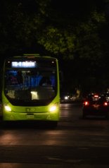 Motorista de �nibus encontra crian�a de 4 anos sozinha durante a madrugada em Colatina