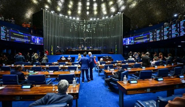 Senado aprova em dois turnos o fim da escala 6x1; veja o que muda
