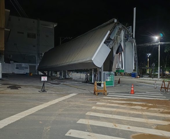 Chuva, granizo e ventos fortes provocam estragos e mobilizam equipes em Nova Ven�cia