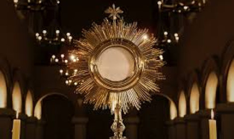 Ruas de Nova Venécia serão interditad...<p>Algumas ruas de Nova Venécia serão interditadas a partir desta quarta-feira (03) para confecção dos tradicionais tapetes de Corpus Christi. As interdições acontecem a partir das 19h.</p>