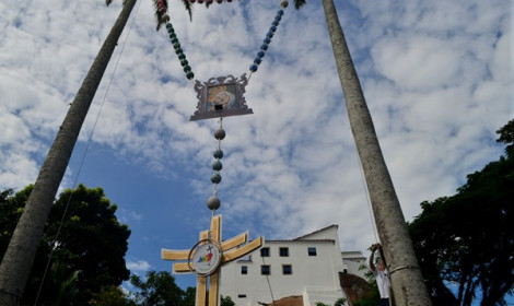 Festa da Penha 2026; Terço Gigante ser...<p>A Festa da Penha acontece entre os dias 5 e 13 de abril. Considerada a terceira maior celebração mariana do Brasil, é dedicada a Nossa Senhora da Penha, padroeira do Espírito Santo. Como de costume, o Terço Gigante será instalado um dia antes da abertura oficial do evento.</p>