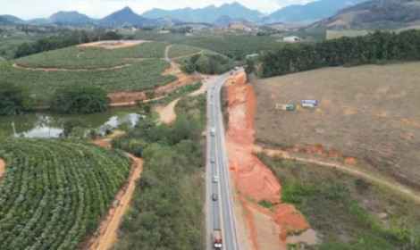 BR 101 terá novas interdições noturn...<p>Bloqueios serão totais em diferentes trechos, entre quarta (14) e sexta (16), para o transporte e içamento de uma viga de 73 toneladas; veja os horários</p>