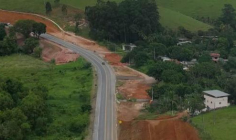 Trecho da BR-101 no ES será totalmente...<p>Interrupção deve durar cerca de 20 minutos e trecho pode operar em Pare e Siga após a liberação</p>