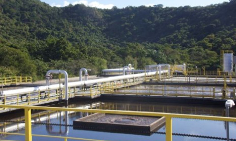 Multinacional assume operação do esgo...<p>A gestão do sistema de esgotamento sanitário em 35 municípios capixabas passou a ser realizada, desta segunda-feira (06), pela multinacional espanhola GS Inima, por meio de uma Parceria Público-Privada (PPP) com a Companhia Espírito-santense de Saneamento (Cesan).</p>