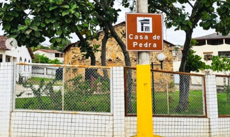 Secretaria de Cultura convida populaç�...<p>A Prefeitura de Nova Venécia, por meio da Secretaria Municipal de Cultura e Turismo, convida toda a comunidade para participar da reunião de mobilização, discussão e planejamento do 2º Festival Gastronômico Afroveneciano Kizomba. O encontro será realizado no dia 15 de julho, às 19 horas, na Casa de Pedra.</p>
