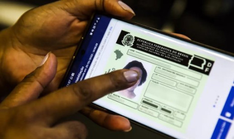 Associação alerta para riscos após a...<p>Abramed traz orientações em meio à renovação automática da CNH</p>