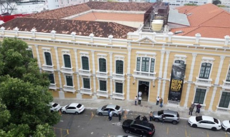 Mostra inédita de Rembrandt no Paláci...<p>Mostra inédita de Rembrandt no Palácio Anchieta atrai grande público e reforça impacto educativo</p>